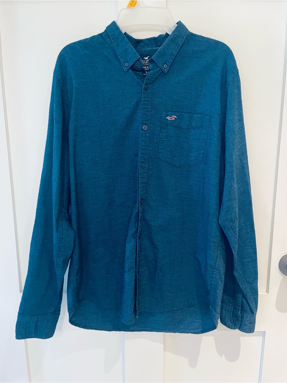 Hollister Men's Chambray Denim style Teal Button-Down Shirt Size L